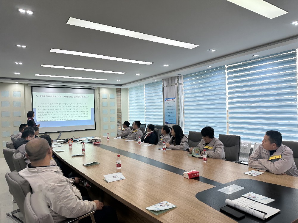 感謝衛(wèi)建委、中醫(yī)院來河北京冀防爆宣講義診